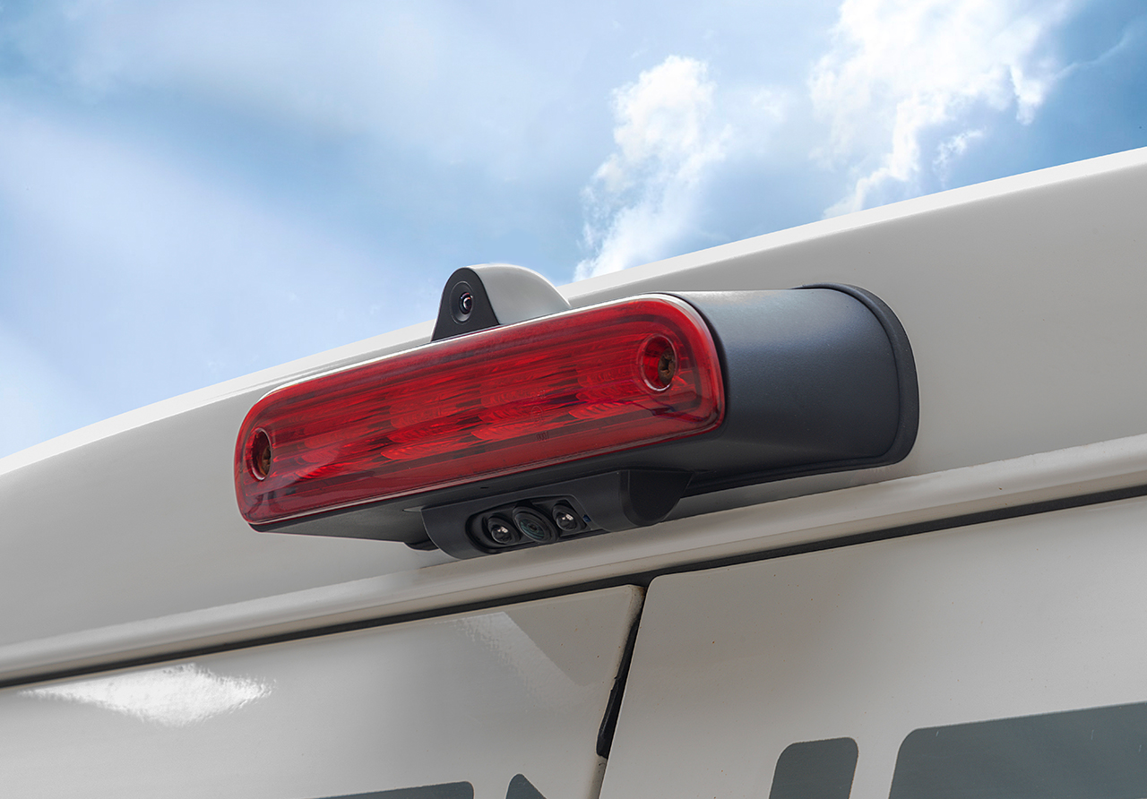 Zenec-ZE-RCE3704-2S_2