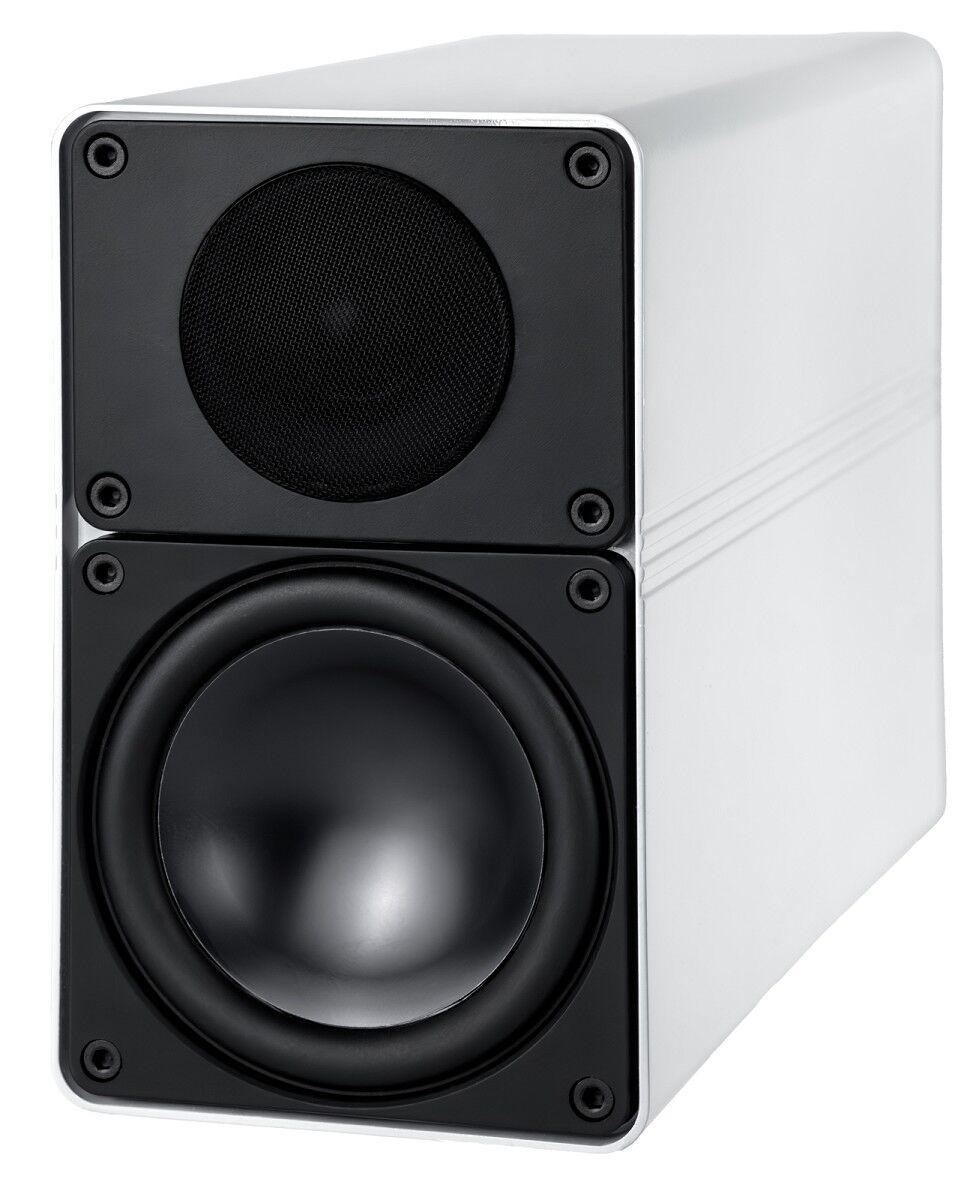 Moderner weißer Lautsprecher mit stilvollem Design Nahaufnahme eines modernen weißen Lautsprechers mit schwarzem Gitter und Bassmembran