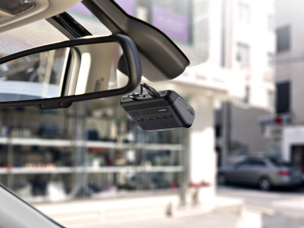 Alpine DVR-Q1000